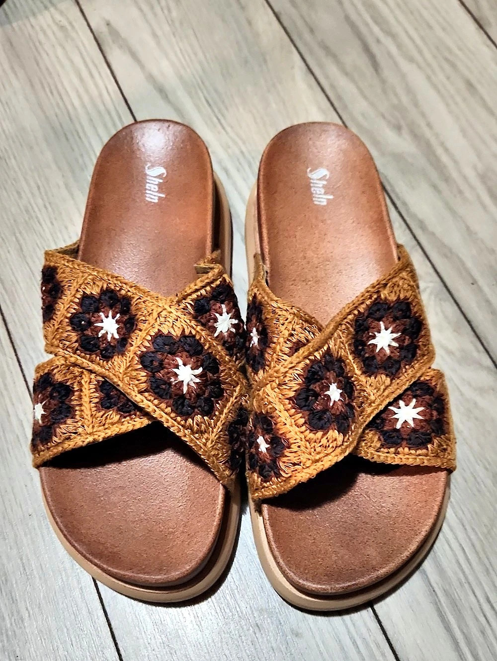 Embroidered Floral Platform Sandals in Brown & Tan